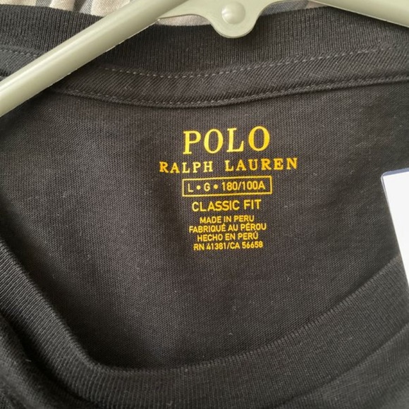 Polo shirts - Picture 2 of 3